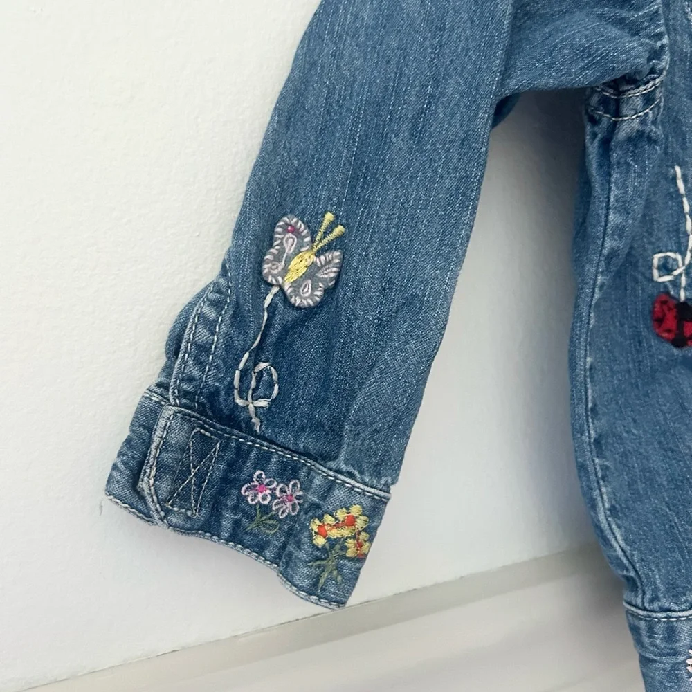 Vintage GAP Girls 3T Blue Denim Jacket Embroidered Colorful Patches Spring